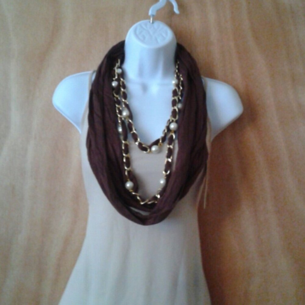 Amrita Singh Eternity Fashion Scarf Gold Tone Hardware Faux Pearls Dark Brown